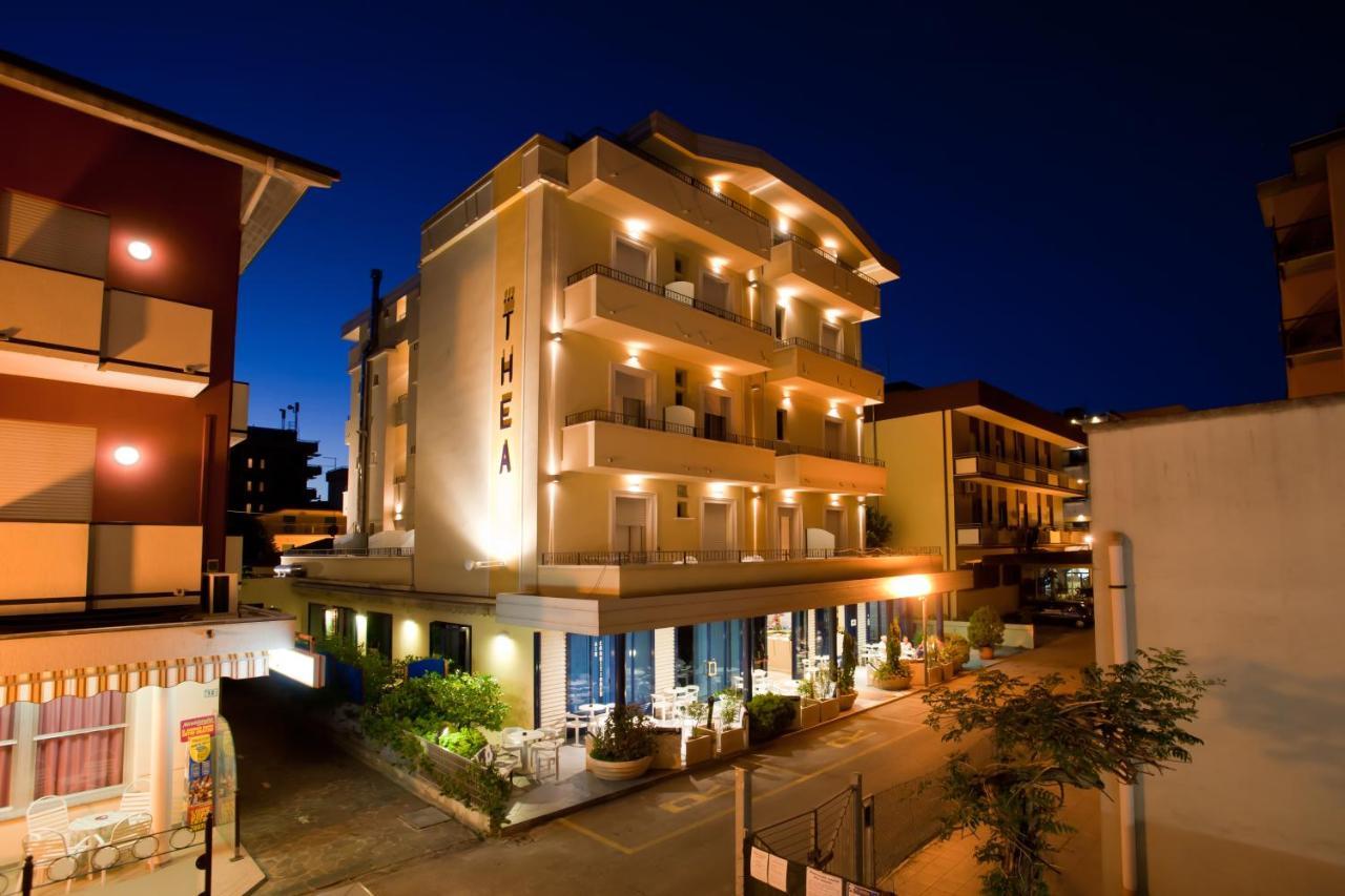 Hotel Thea Bellaria-Igea Marina Buitenkant foto